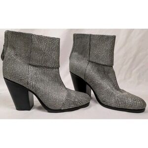 Rag & Bone New‎ York Women's Cracked Gray Leather Heeled Ankle Boots Size 39.5